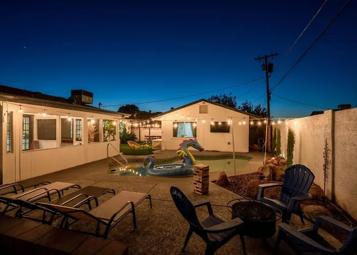 Oak - Boho Oasis Getaway-pool-hottub-zenroom