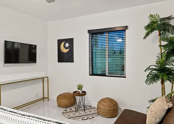 Oak - Boho Oasis Getaway-pool-hottub-zenroom Scottsdale