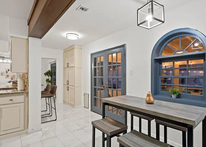 Oak - Boho Oasis Getaway-pool-hottub-zenroom *