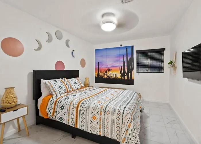 Oak - Boho Oasis Getaway-pool-hottub-zenroom * Scottsdale